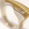 Ring aus Weiß- und Gelbgold mit Diamant