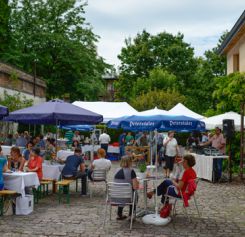 Gäste aus der Totalen - Eindrücke des Jubiäums-Events in der Sophienstr. Karlsruhe